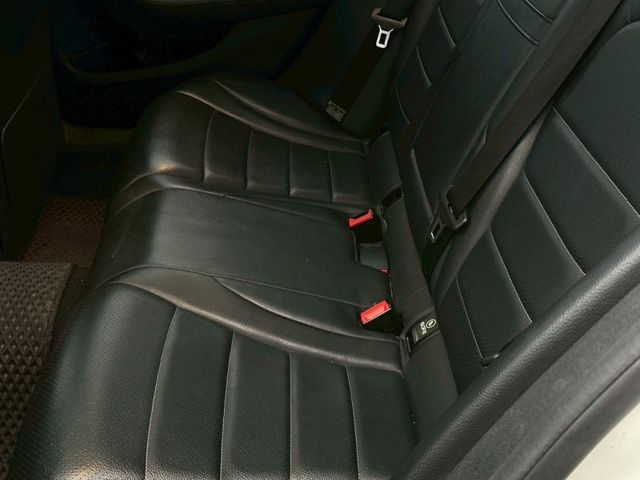 Mercedes-Benz/賓士 C300  第3張相片