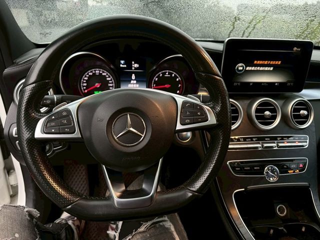 Mercedes-Benz/賓士 C300  第13張相片