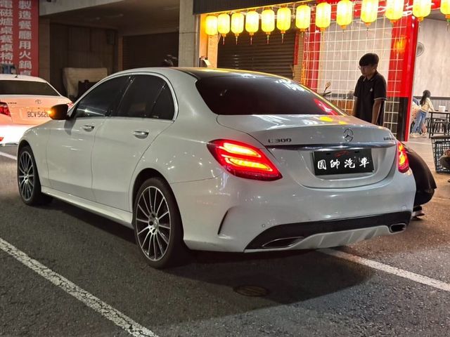 Mercedes-Benz/賓士 C300  第5張相片