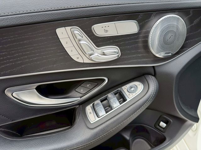 Mercedes-Benz/賓士 C300  第1張相片