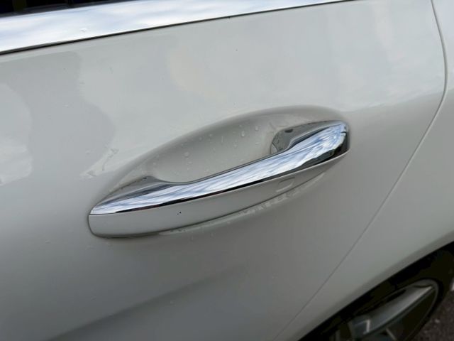 Mercedes-Benz/賓士 C300  第6張相片