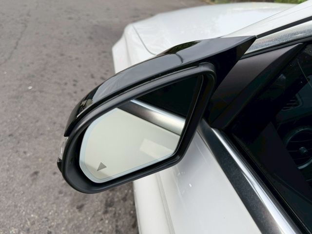 Mercedes-Benz/賓士 C300  第7張相片