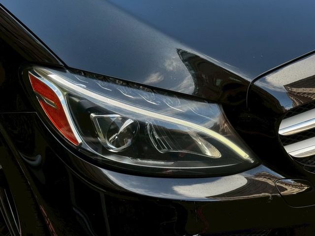 Mercedes-Benz/賓士 C300  第6張相片