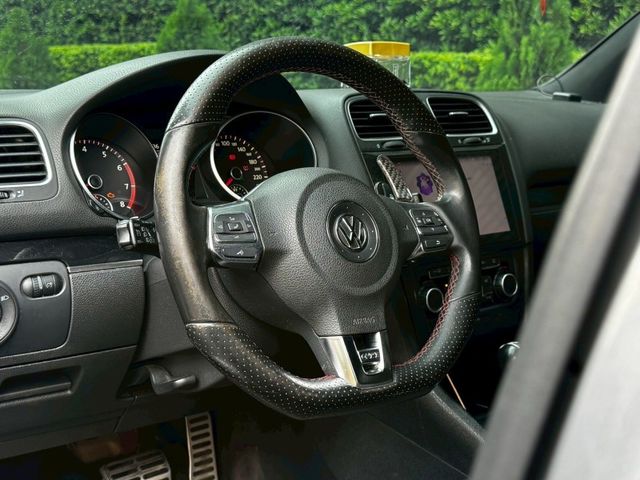 Volkswagen 福斯 Golf GTI  第10張相片