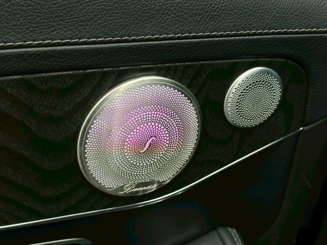 Mercedes-Benz/賓士 C300  第12張相片