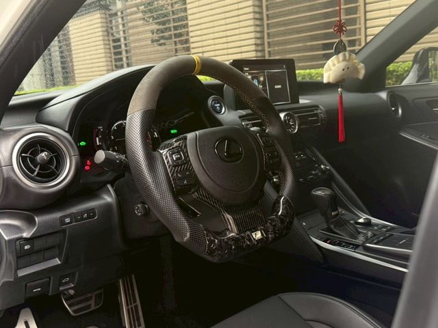 Lexus IS  第8張相片