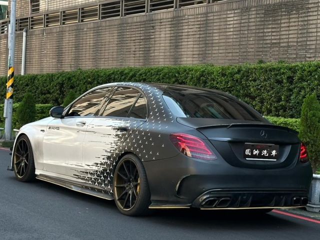 Mercedes-Benz/賓士 C300  第5張相片