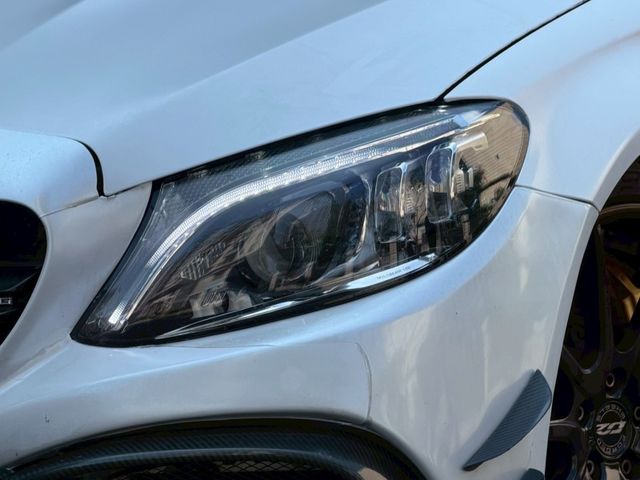 Mercedes-Benz/賓士 C300  第8張相片