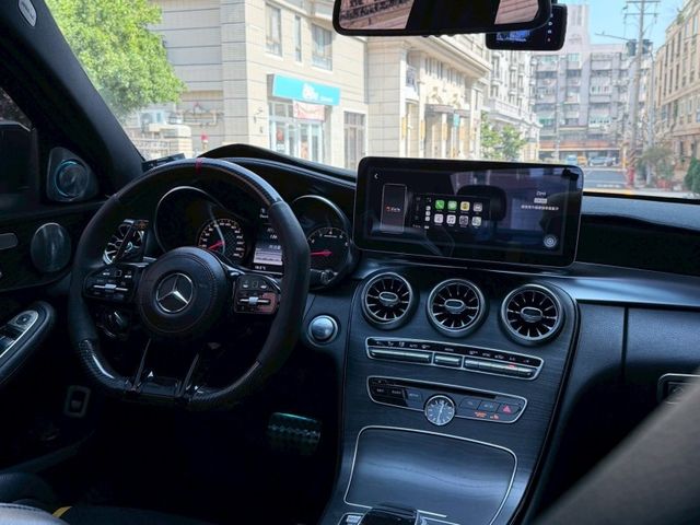 Mercedes-Benz/賓士 C300  第13張相片