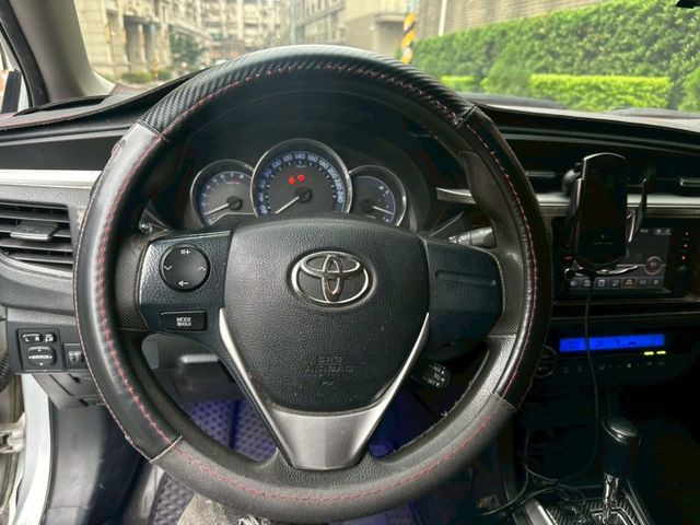 Toyota ALTIS  第1張相片