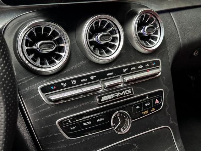 Mercedes-Benz/賓士 C300  第3張相片