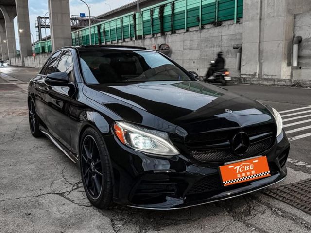 Mercedes-Benz/賓士 C300  第4張相片