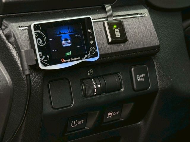 Subaru Levorg  第1張相片