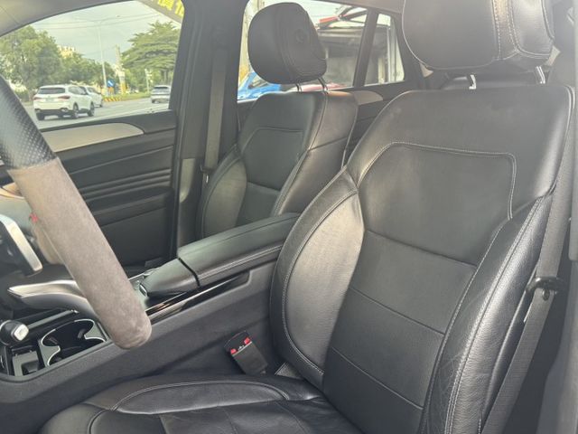 GLE-CLASS COUPE  第5張相片