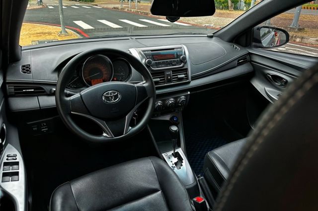 2017 yaris 實跑14萬  第3張相片
