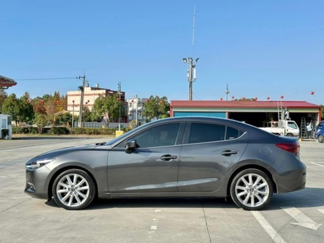 MAZDA馬自達 MAZDA 3  第6張相片