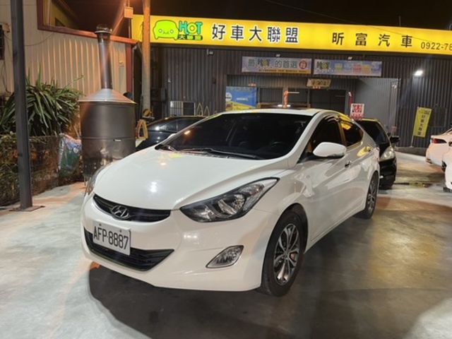 Hyundai 現代 ELANTRA  第1張相片