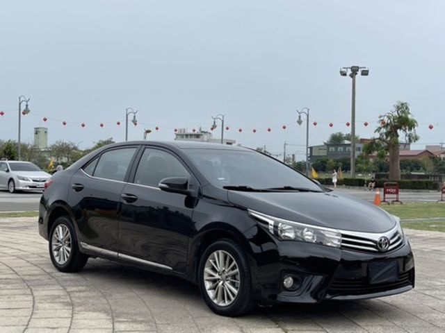 TOYOTA豐田 ALTIS  第3張相片