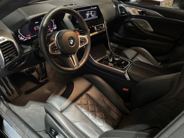 BMW寶馬 M8 COUPE  第6張相片
