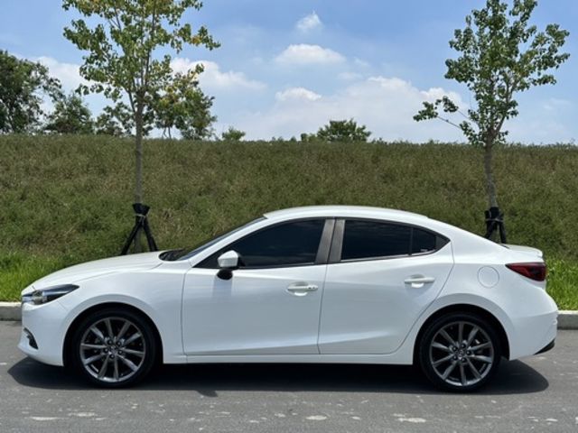 MAZDA馬自達 MAZDA 3  第2張相片