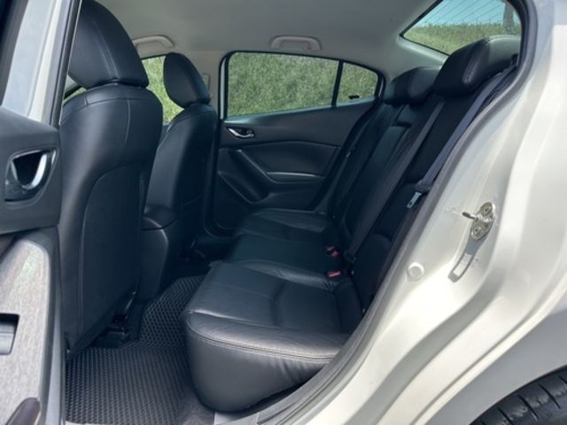 MAZDA馬自達 MAZDA 3  第6張相片