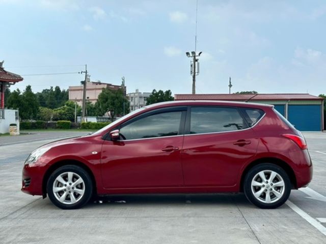 NISSAN日產 TIIDA  第5張相片