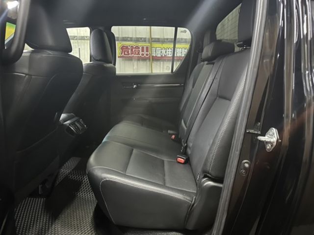TOYOTA豐田 HILUX  第6張相片
