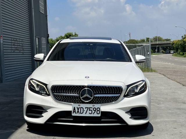 M-BENZ賓士 E300  第1張相片