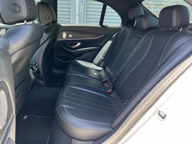 M-BENZ賓士 E300  第5張相片