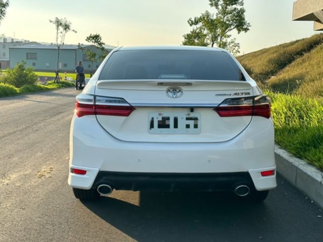 TOYOTA豐田 ALTIS  第4張相片