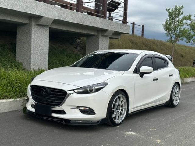 MAZDA馬自達 MAZDA 3  第2張相片