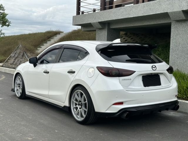MAZDA馬自達 MAZDA 3  第3張相片