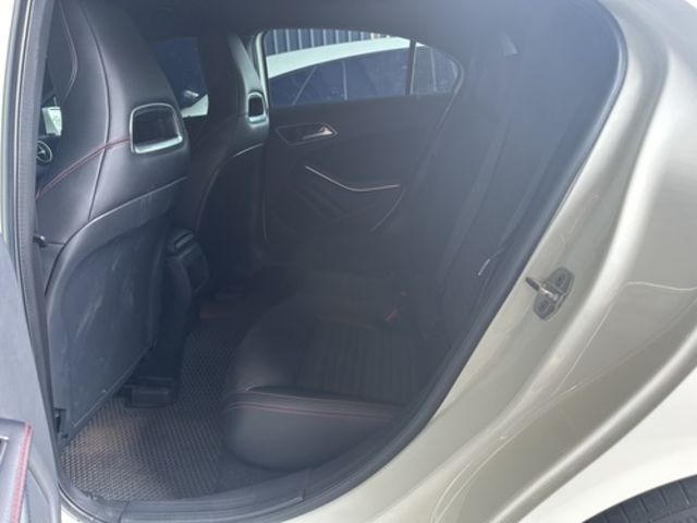 M-BENZ賓士 A180  第3張相片
