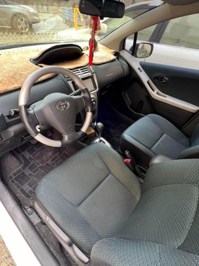 TOYOTA豐田 YARIS  第2張相片
