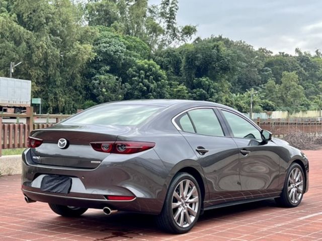 MAZDA馬自達 MAZDA 3  第3張相片