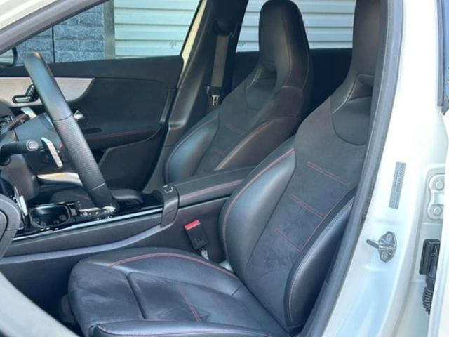 M-BENZ賓士 A180  第4張相片
