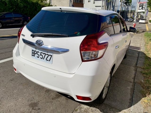 TOYOTA豐田 YARIS  第2張相片