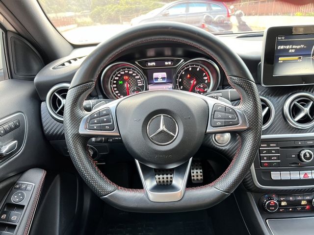 M-BENZ賓士 A180  第3張相片
