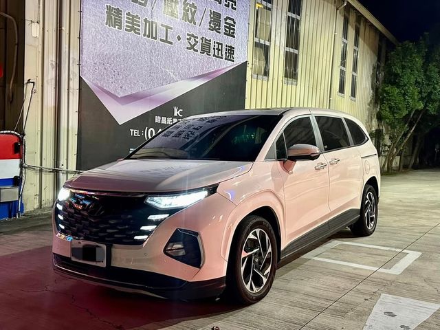 HYUNDAI現代 CUSTIN  第1張相片