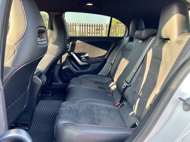 M-BENZ賓士 A180  第4張相片