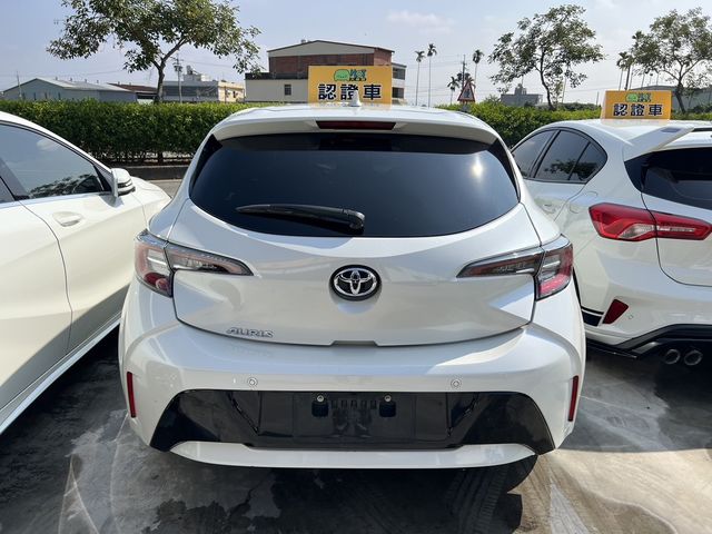 TOYOTA豐田 AURIS  第4張相片