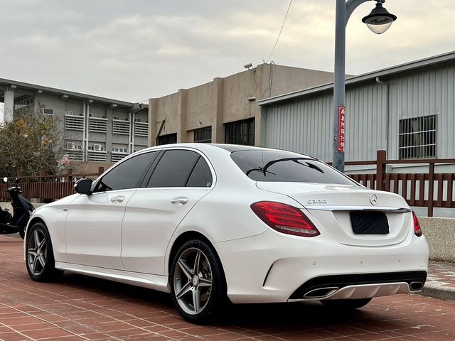 M-BENZ賓士 C300  第2張相片