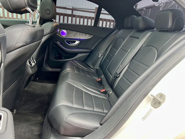 M-BENZ賓士 C300  第5張相片