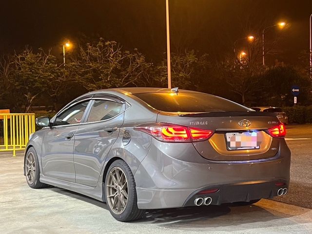 HYUNDAI現代 ELANTRA  第3張相片