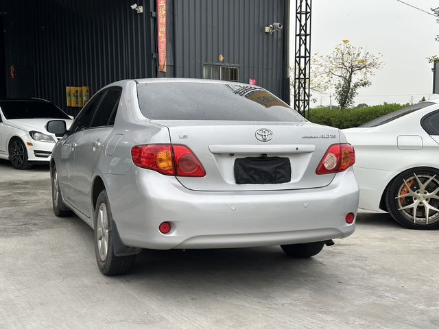 TOYOTA豐田 ALTIS  第2張相片