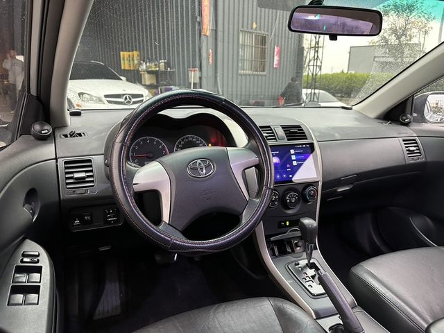 TOYOTA豐田 ALTIS  第5張相片
