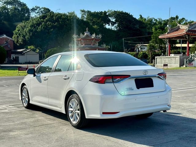 TOYOTA豐田 ALTIS  第4張相片