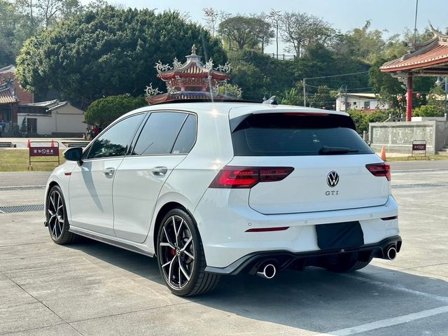 VOLKSWAGEN福斯 GOLF GTI  第3張相片