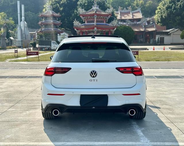 VOLKSWAGEN福斯 GOLF GTI  第4張相片