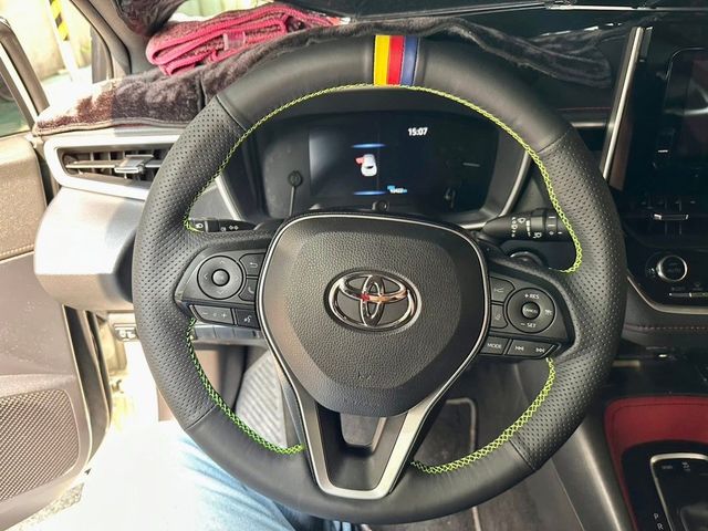 TOYOTA豐田 AURIS  第5張相片